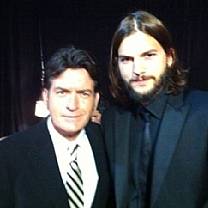 Charlie Sheen ameaça Ashton Kutcher: 'Tome cuidado'.