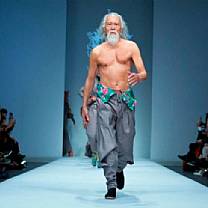 Homem de 80 anos brilha como modelo