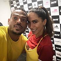 Ator de 'As Branquelas' posta selfie com Anitta e comenta: 