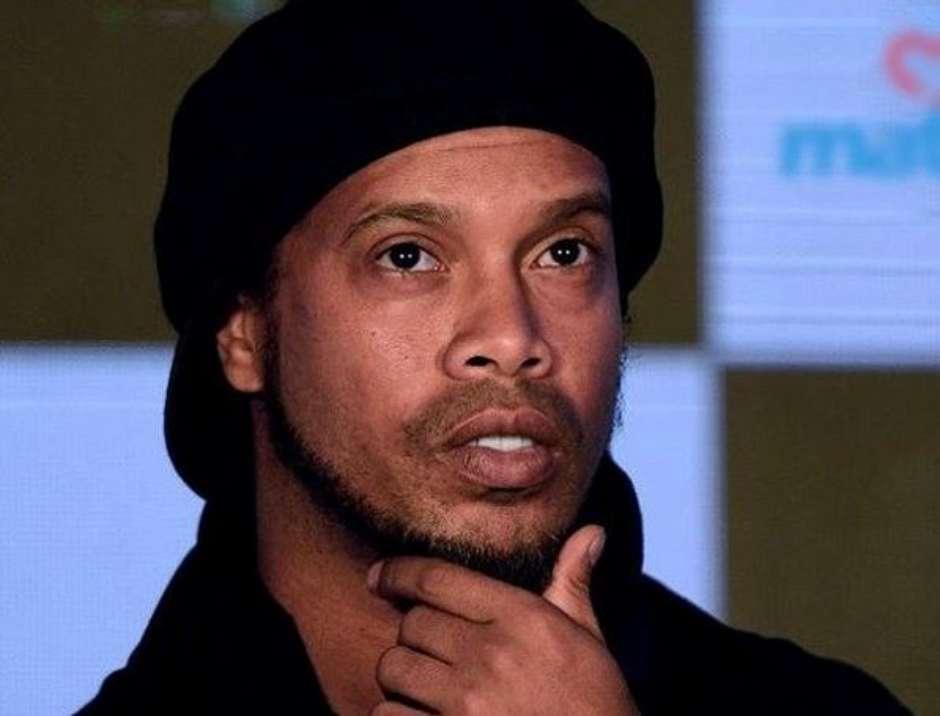 De olho em Brasília, Ronaldinho Gaúcho se filia ao PRB