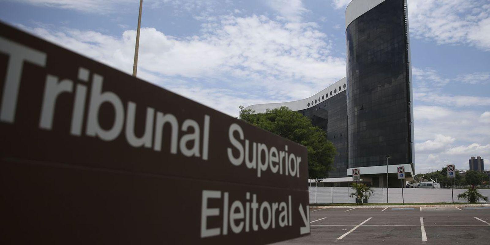 Aplicativo do TSE registra 2.326 denúncias de propaganda eleitoral irregular